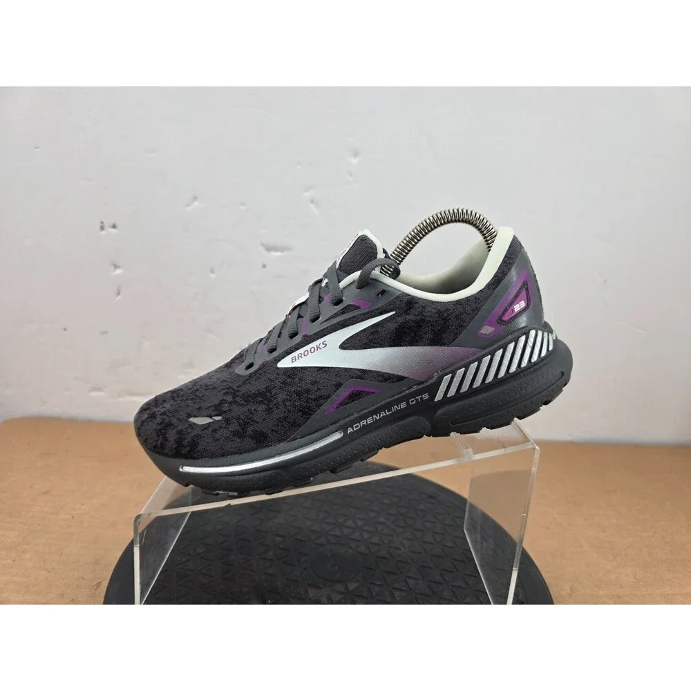 Brooks quick ship
